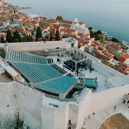 Samac * Šibenik